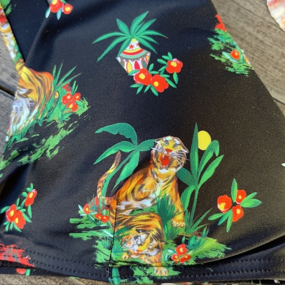 🌴🔆RVCA- WILD THING FADE OUT BIKINI SET🔆🌴 - Picture 9 of 14